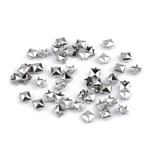Cvočky na oblečenie z nerezovej ocele 7x7 mm pyramída - 50 ks | Mimib