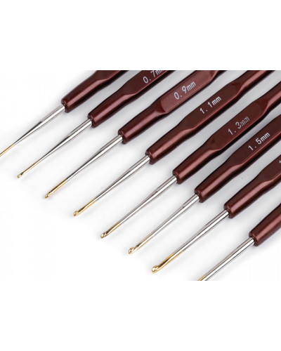 Háčik na háčkovanie so zlatou špičkou veľ. 0,5 - 1,9 - 1 ks | Mimib