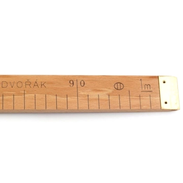 krajčírske metre, pravítka a krivítka
