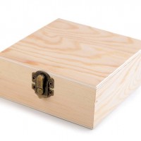 Drevená krabička na ozdobenie 1ks
