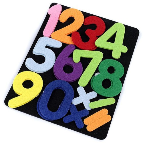 Filcová tabuľka s číslicami a abecedou1 - 1sáčok